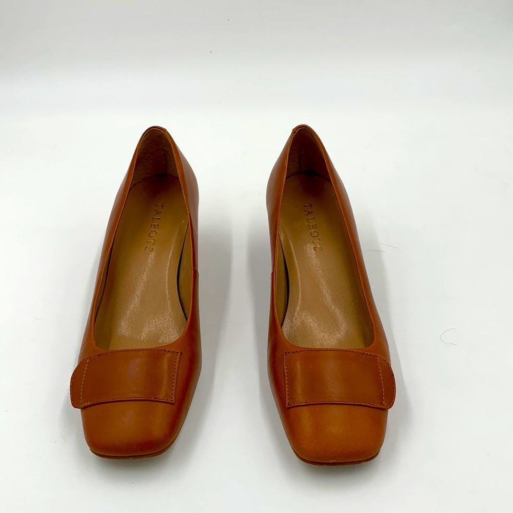 Talbots mid heal Carmel pump size 7B